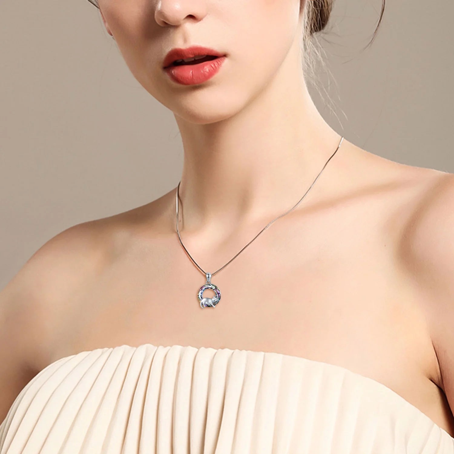 Cat Crystal Necklace 925 Sterling Silver Cute Animal Pendant Necklace with Crystal Cat Jewelry Gifts Gifts for Women Cat Lovers