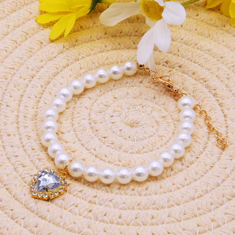 TONG Pet Pearl Collar Dog Princess Necklace Cat Jewelry Cute Collar Puppy Accessories Dog Chain Chihuahua Wedding Jewelry